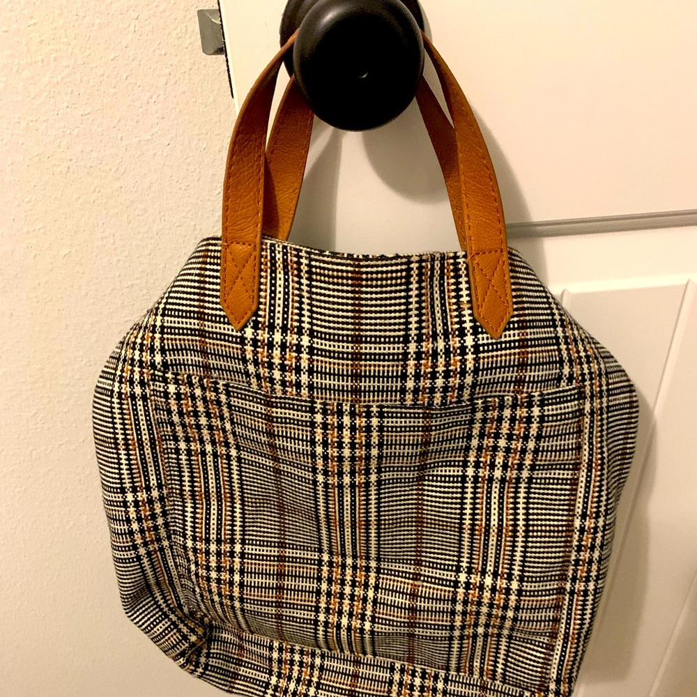 Thirty-One tote bag previously loved.